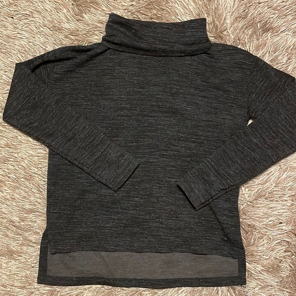 American Eagle Outfitters Tops - AMERICAN Eagle‎ Outfitters Turtle Neck Gray Sweatshirt sz Small